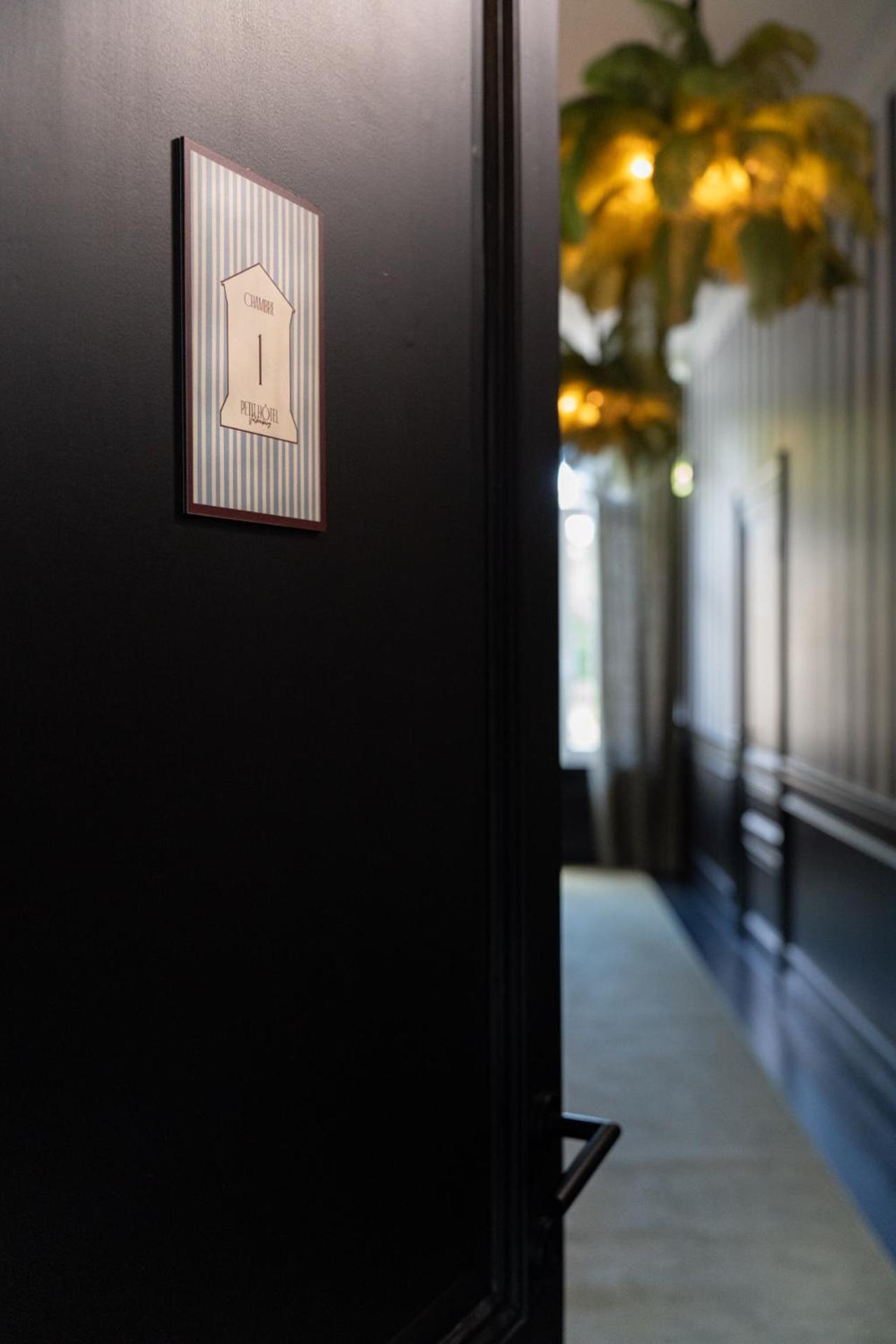Villa V Petit Hotel 팔켄뷔르흐안더횔 외부 사진
